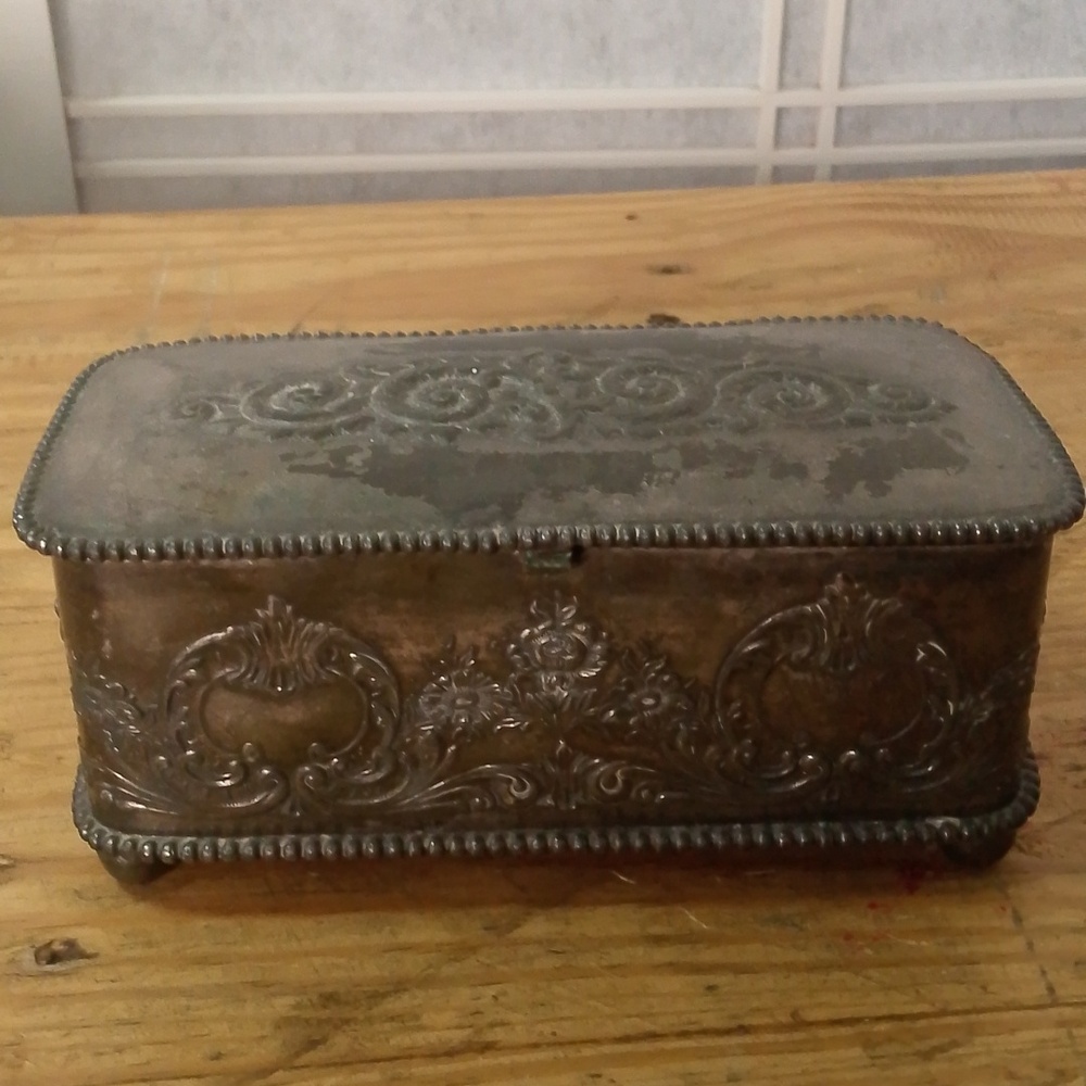 Antique Silver Tobacco Box 1898